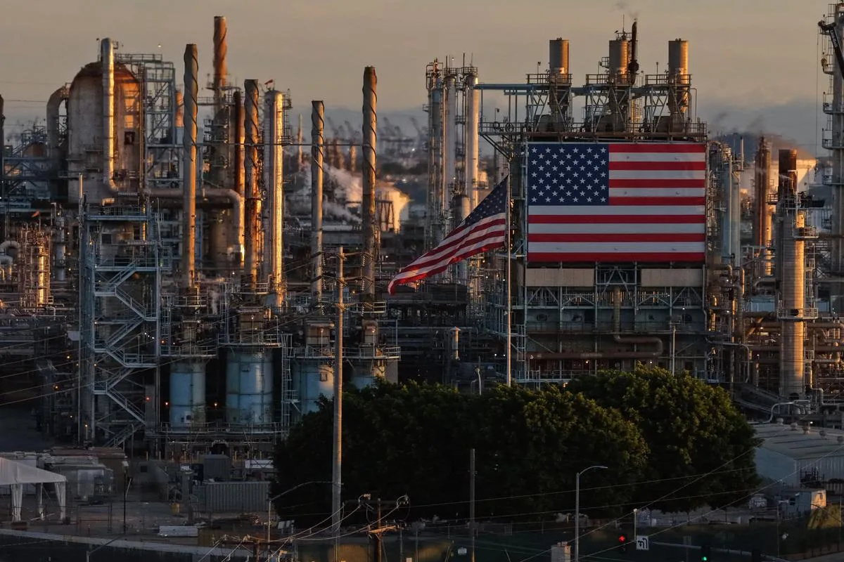 Energy infrastructure representing sector performance